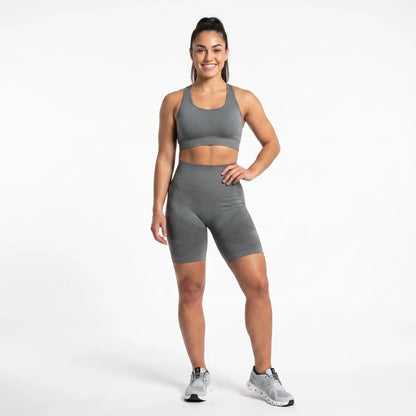 3D short - Redefine your silhouette effortlessly