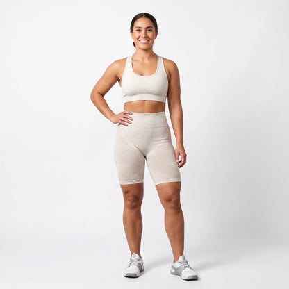 3D short - Redefine your silhouette effortlessly
