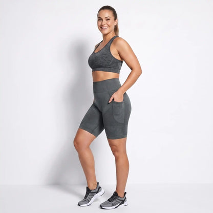 3D short - Redefine your silhouette effortlessly